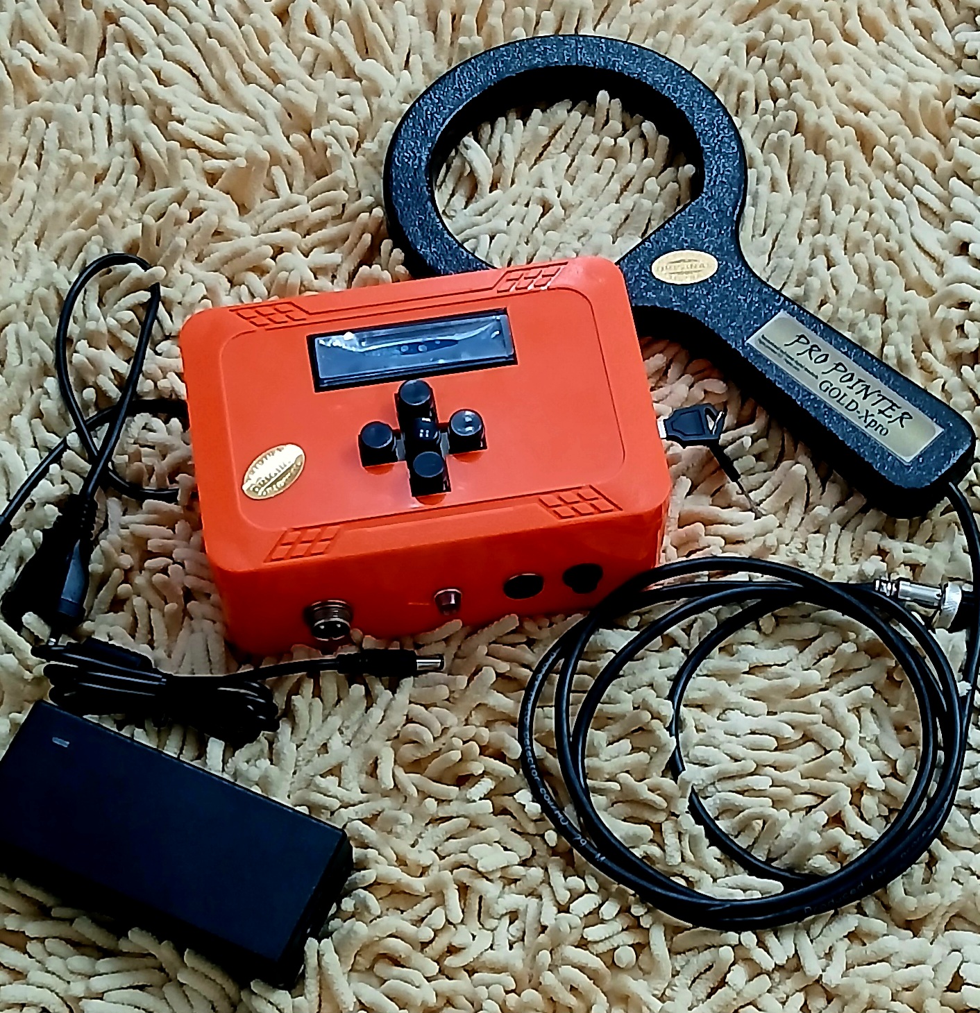 پین پوینتر فوق قدرتمند ۶۰ سانتی تا ۱ متری GOLD_C8 حرفه ای"تفکیک دار و مانیتوردار"در کوچکترین ابعاد"حمل آسان"