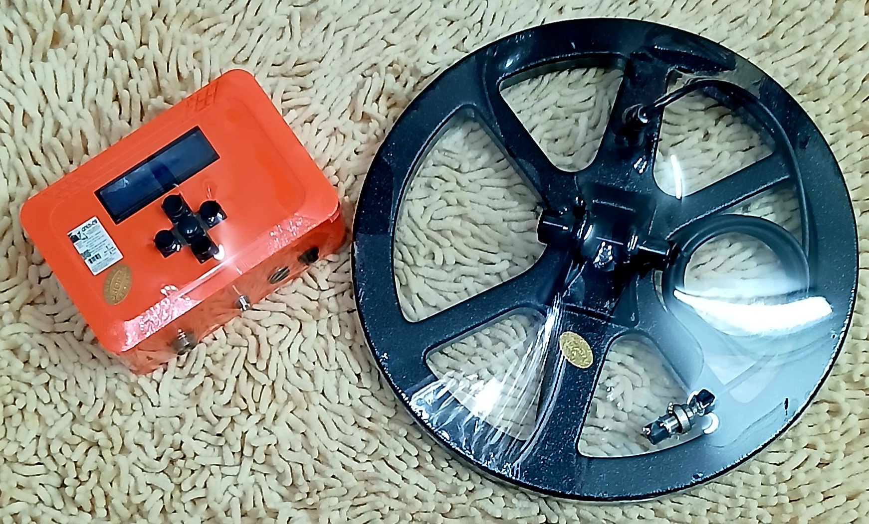 پین پوینتر ۸۰ سانتی تا ۱/۵ متری GOLD_C8 قدرتمندترین پین پوینتر دنیا"دارای مانیتور و امکانات بسیار بالا"