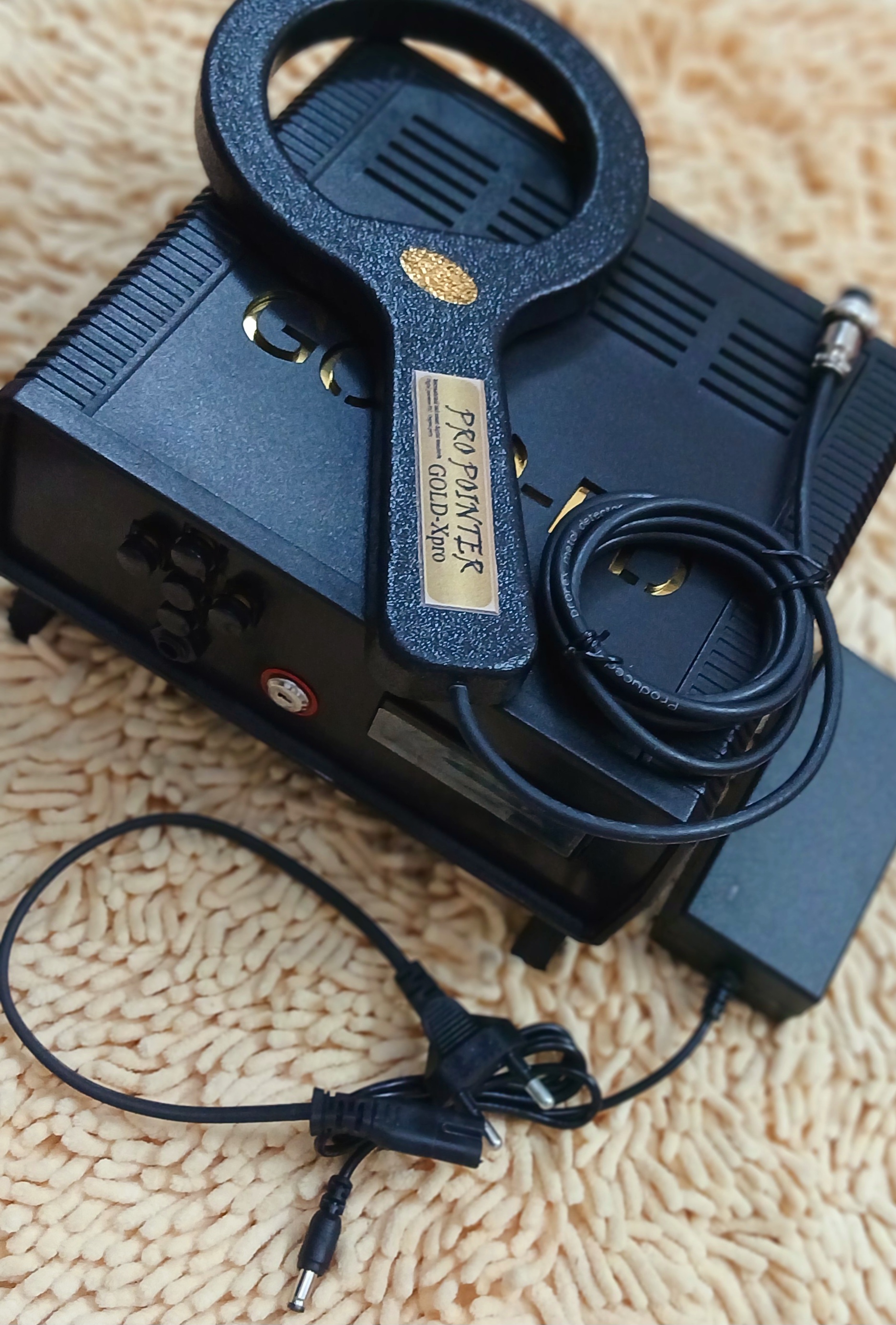 پین پوینتر مانیتور دار ۸۰ سانتی تا ۱ متری تفکیک دار فوق قدرتمند و حرفه ای با قابلیت اتصال تا ۵ لوپ